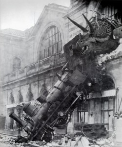 traincrashthroughbuilding